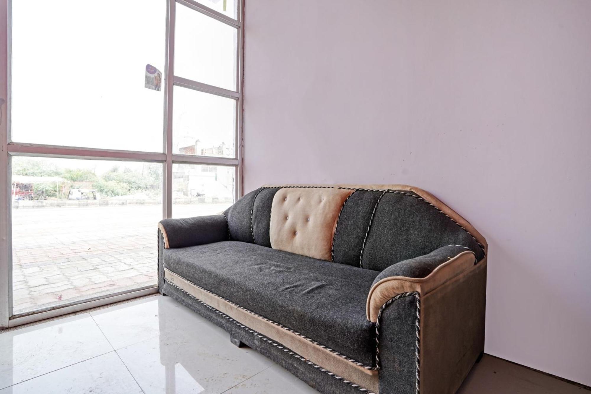 Hotel O R.d. Palace Jaipur
